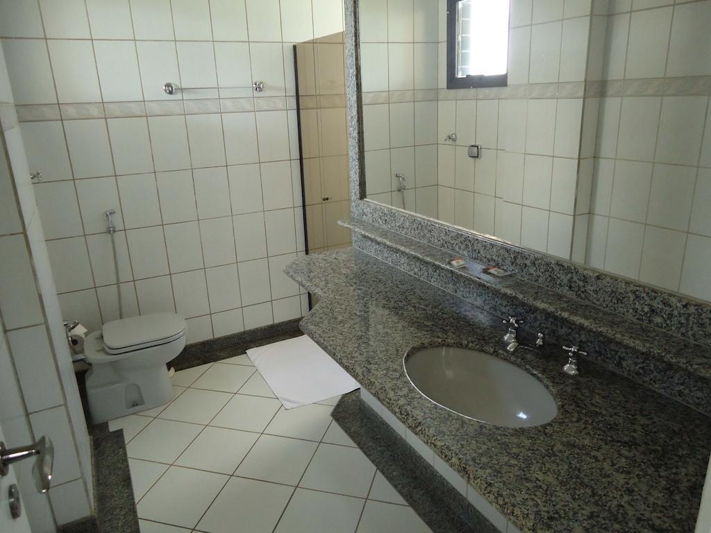 Big Executive Hotel Araguari Zewnętrze zdjęcie